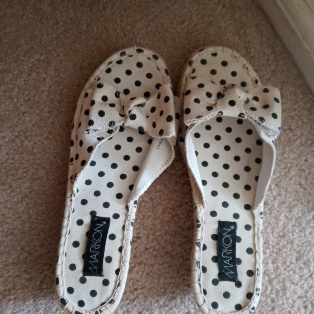 Women's sandals